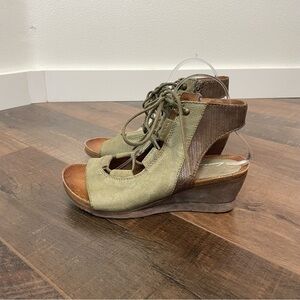 Mix Mooze Satine Green Leather Lace Up Gladiator Wedge Sandal 8.5